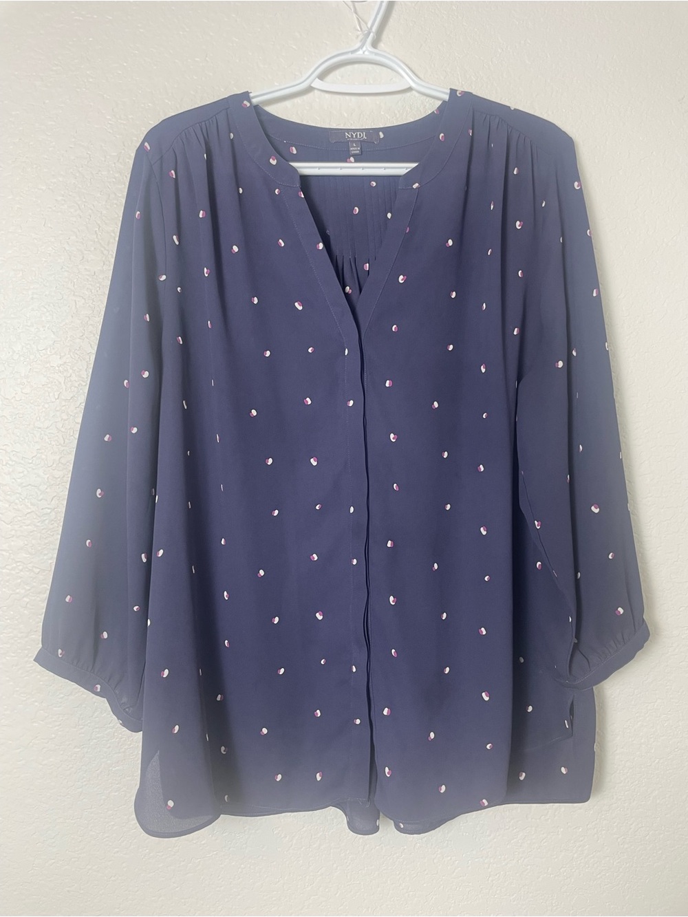 NYDJ Navy Abstract Print Pleated Blouse Size L 3/4 Sleeve